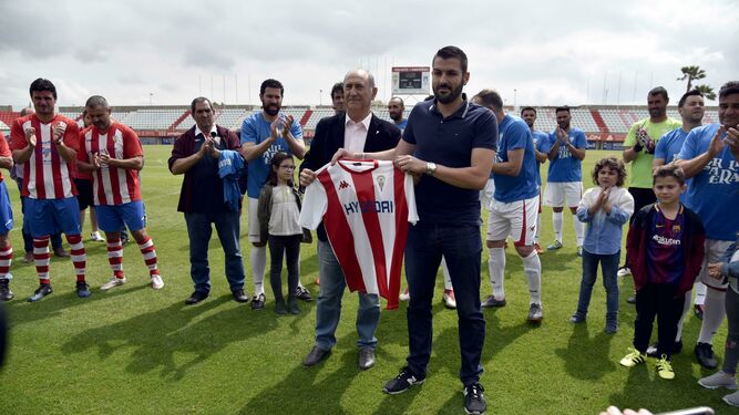 Homenaje del Algeciras CF a Jos&eacute; Luis Montes