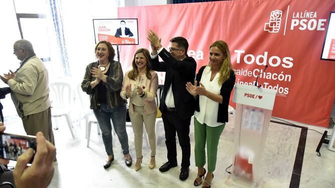 María Jesús Castro, Irene García, Juan Chacón y Susaza Sumelzo, en la presentación de la candidatura