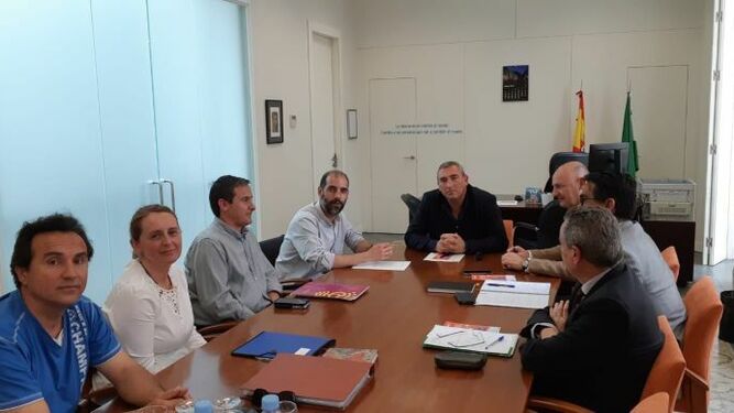 Reunión del Alcalde de Puerto Real con el delegado de Educación