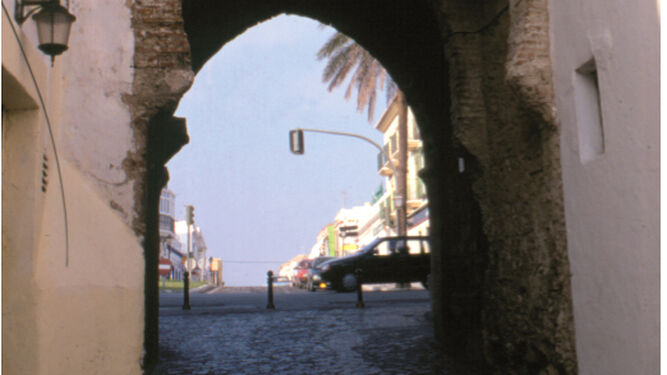 La puerta de Jerez era uno de los ingresos del recinto de Tarifa edificado por los almohades.