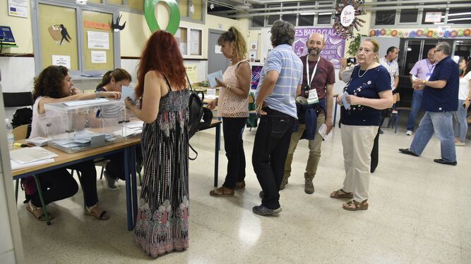 Las mejores fotos de la jornada electoral en el Campo de Gibraltar