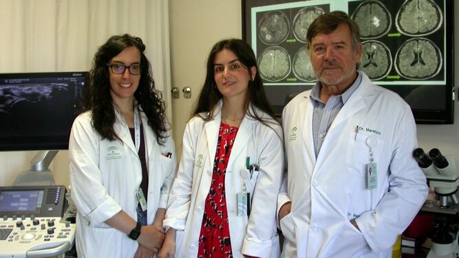 Consuelo Ramos, Nahia Plaza y José Luis Marenco, especialistas en Reumatología.