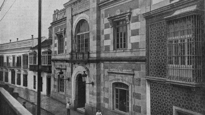 El Ayuntamiento de Algeciras en una imagen de época.