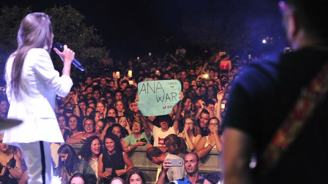 Una imagen del concierto de 'Los 40 Summer Live' que el año pasado se celebró en la playa de Camposoto.
