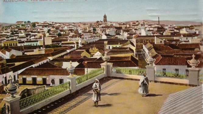 Vista de la ciudad de Algeciras desde la azotea del Hotel Anglo-Hispano.