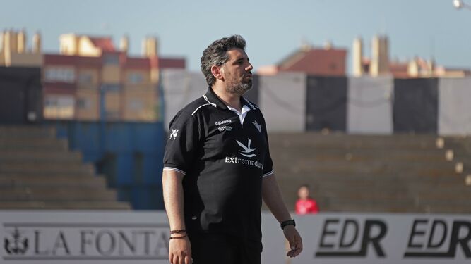 Juan García, entrenador del Don Benito, la temporada pasada en el Municipal