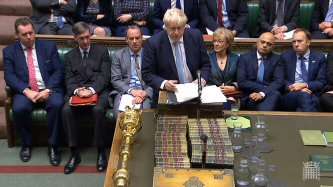 Boris Johnson, primer ministro británico, interviene en el Parlamento.