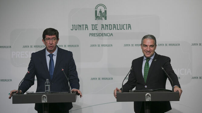 Juan Marín y Elías Bendodo, este martes.