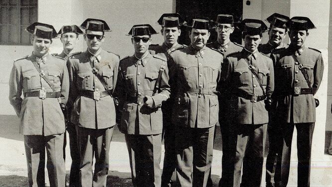 Guardias civiles del Puesto Príncipe Alfonso