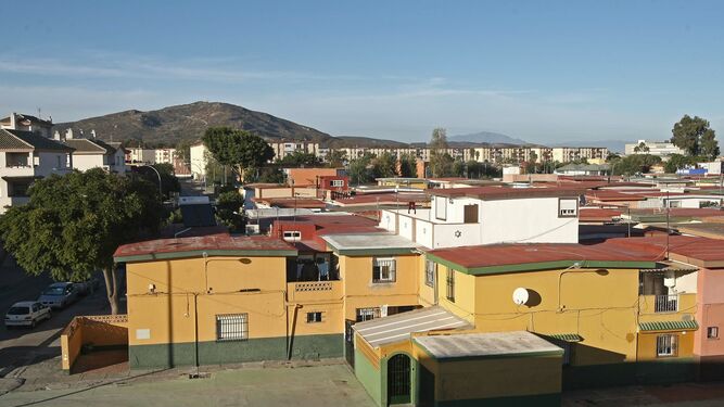 Una vista general de la barriada de Los Junquillos, en La Línea.