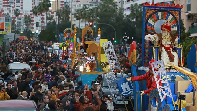 Las mejores fotos de la cabalgata de los Reyes Magos en Algeciras