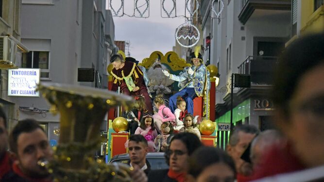 Las mejores fotos de la cabalgata de los Reyes Magos en La L&iacute;nea