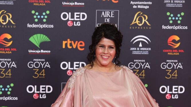Laura Baena, actriz de 'Malaka', en la alfombra roja de los Goya en M&aacute;laga.