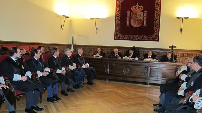 Gutiérrez Luna toma posesión como presidente de la sección de Apelación Penal del TSJA