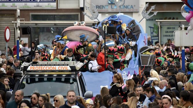 Las mejores fotos de la cabalgata del Carnaval de La L&iacute;nea