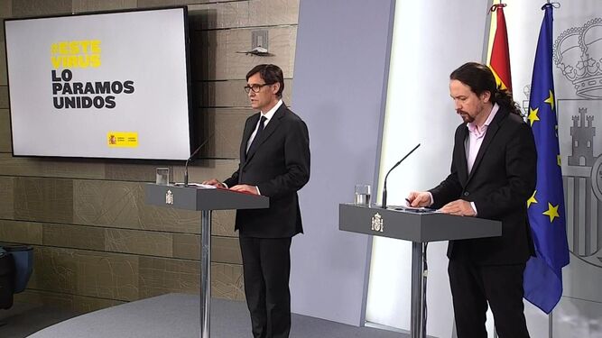 Salvador Illa y Pablo Iglesias en una comparecencia en Moncloa este pasado jueves.