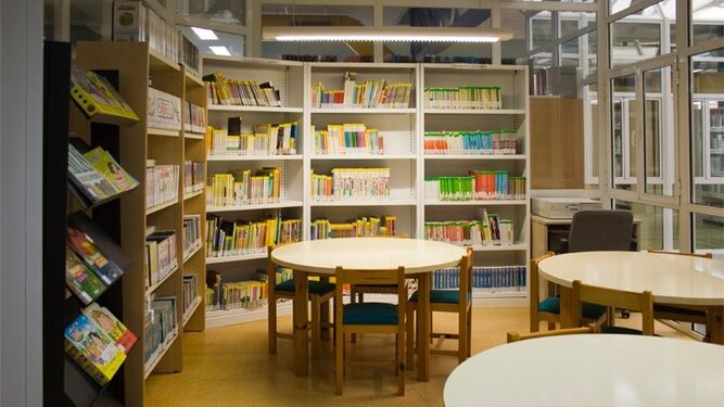 La biblioteca municipal continúa ofreciendo el préstamo de libros a través de plataforma digital eBiblio