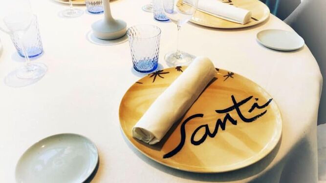 Una mesa del reconocido restaurante jerezano Universo Santi.