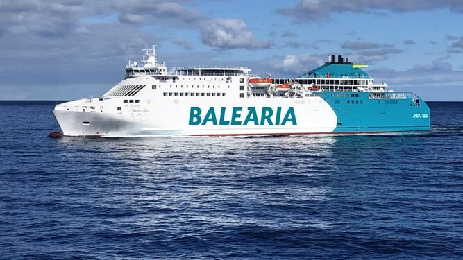 Un ferry de Baleària.