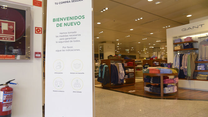 Fotos de los centros comerciales de Algeciras al inicio dela fase 2