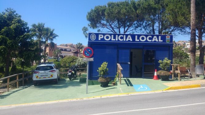 Puesto de la Policía Local junto a la Playa de La Alcaidesa