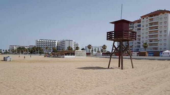 Se está ultimando la instalación de las torretas en el litoral portuense.