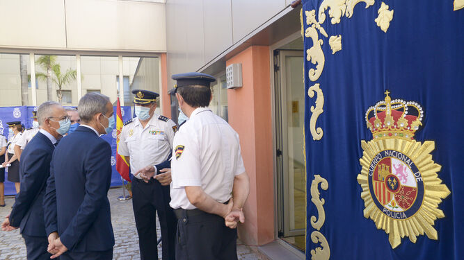 Fotos de la toma de posesion del cargo del nuevo comisario de la Polic&iacute;a Nacional
