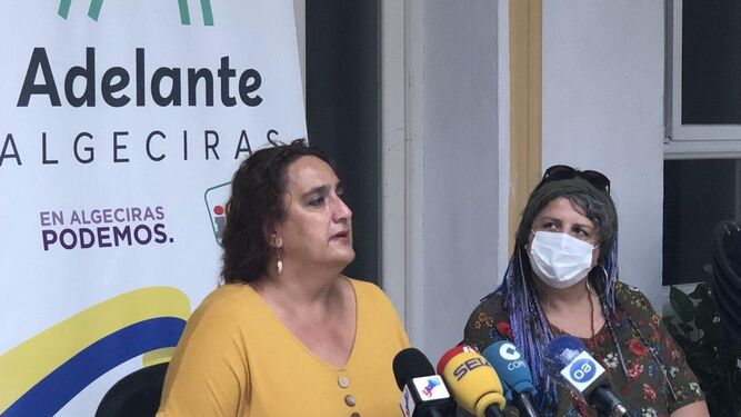 Ángela Aguilera y Leonor Rodríguez, en rueda de prensa.