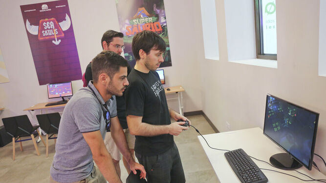 Participantes en la primera edición de videojuegos indies.