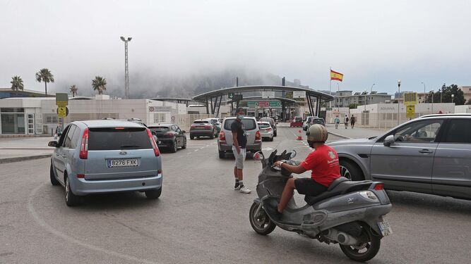 La frontera entre La Línea y Gibraltar.