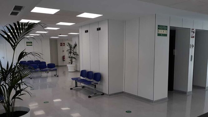 Aspecto del Centro de Salud Algeciras-Centro tras la reforma de su planta baja