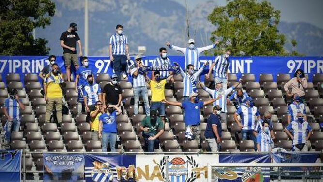 Aficionados del Atlético Baleares, durante el partido del pasado domingo