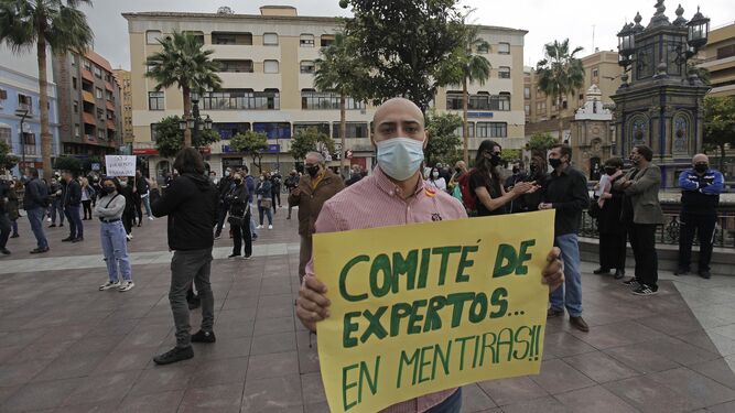Fotos de la manifestaci&oacute;n de la hosteler&iacute;a en Algeciras