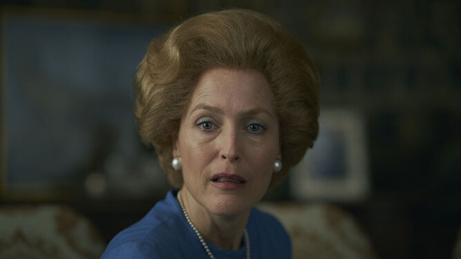 Gilliam Anderson como Margareth Thatcher