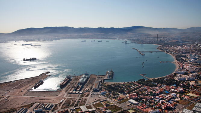 Vista aérea de la Bahía de Algeciras