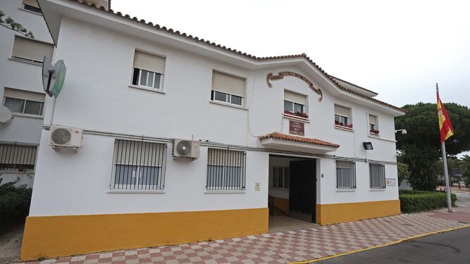 El cuartel de la Guardia Civil de Los Barrios.