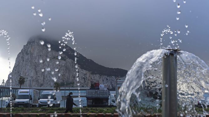 Gibraltar, visto desde La Línea.