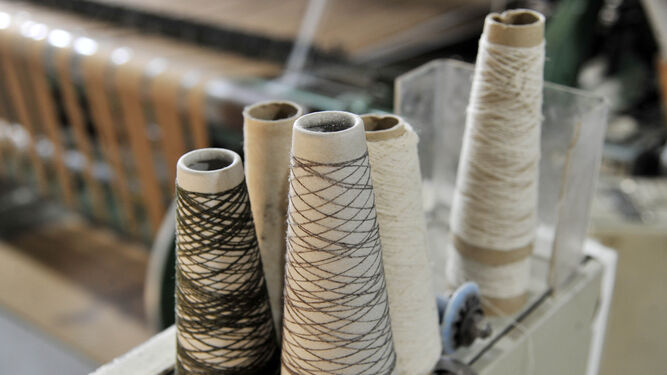 Mantas de Grazalema, una genuina artesan&iacute;a textil