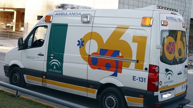 Una ambulancia de la Empresa Pública de Emergencias Sanitarias.