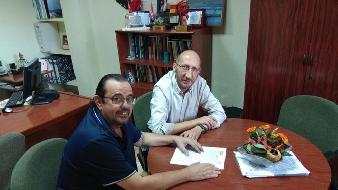 Ángel Serrano y Manuel Triano, responsables de UGT y CCOO.