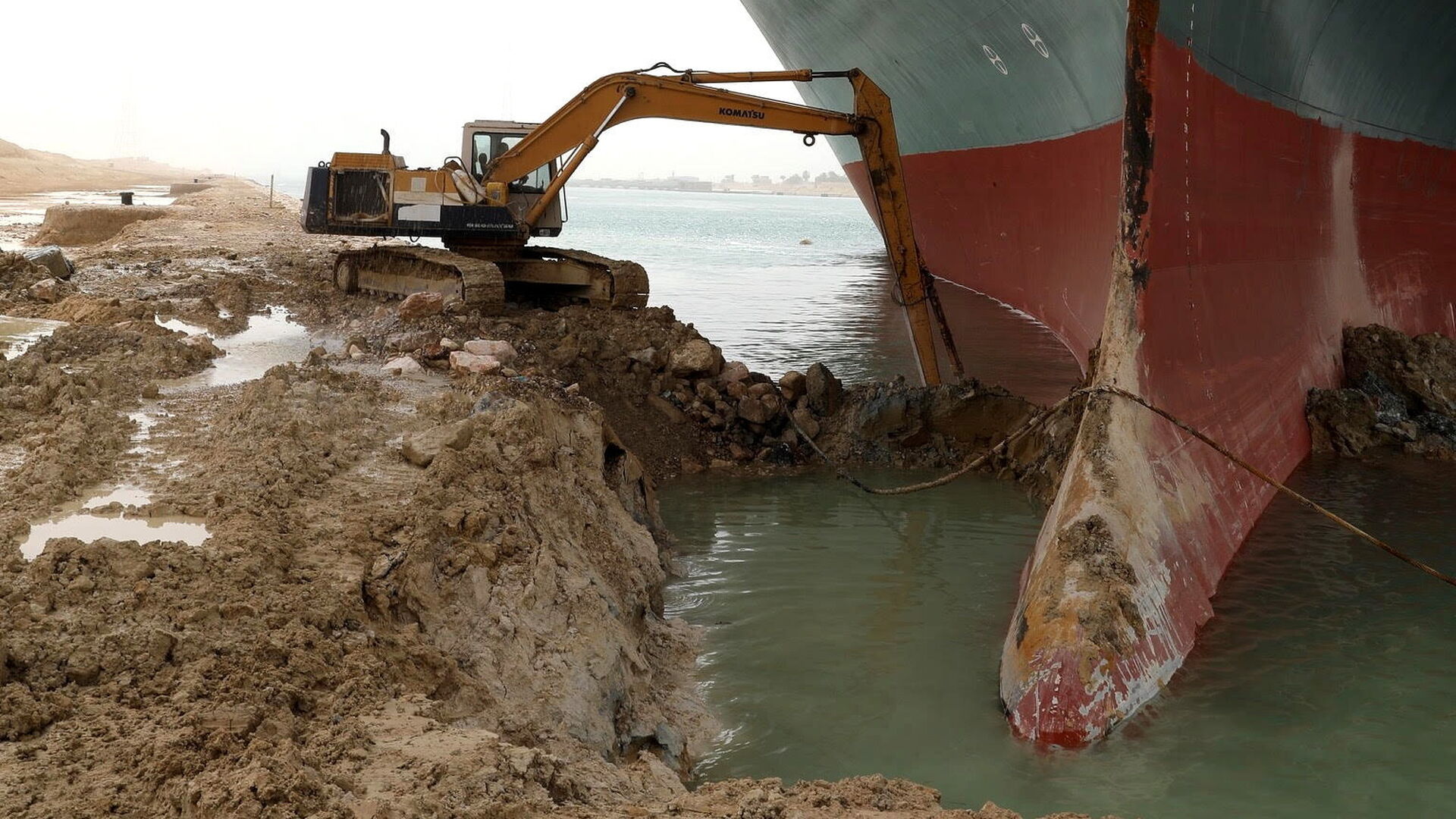 Las mejores fotos del incidente en el canal de Suez