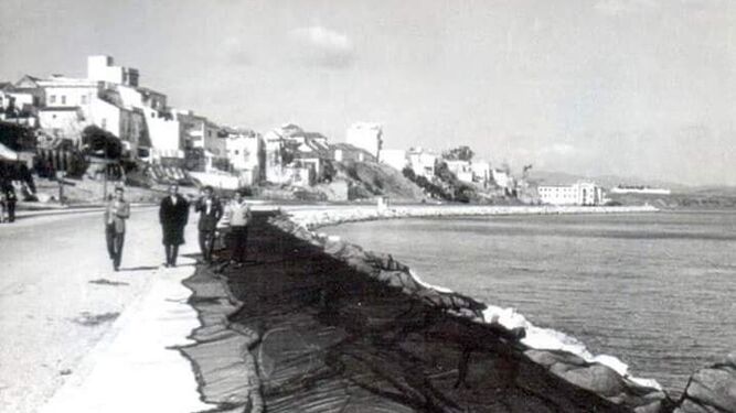 Paseo marítimo de Algeciras, hacia 1960.