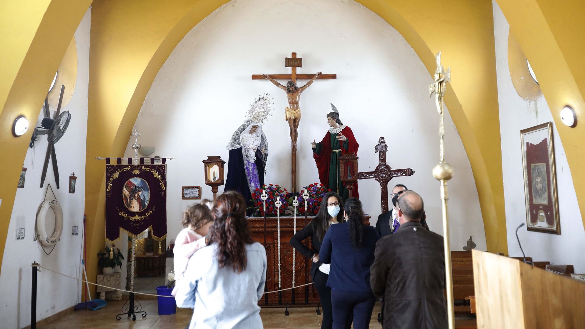 Fotos del Viernes Santo en La L&iacute;nea: Cristo del Mar, Soledad, Esperanza y Amargura