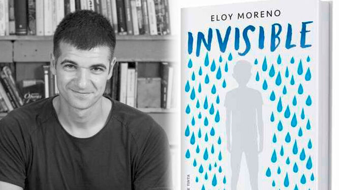Eloy Moreno y la portada de ‘Invisible’.