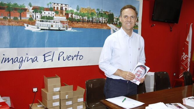 El secretario local del PSOE, David de la Encina.