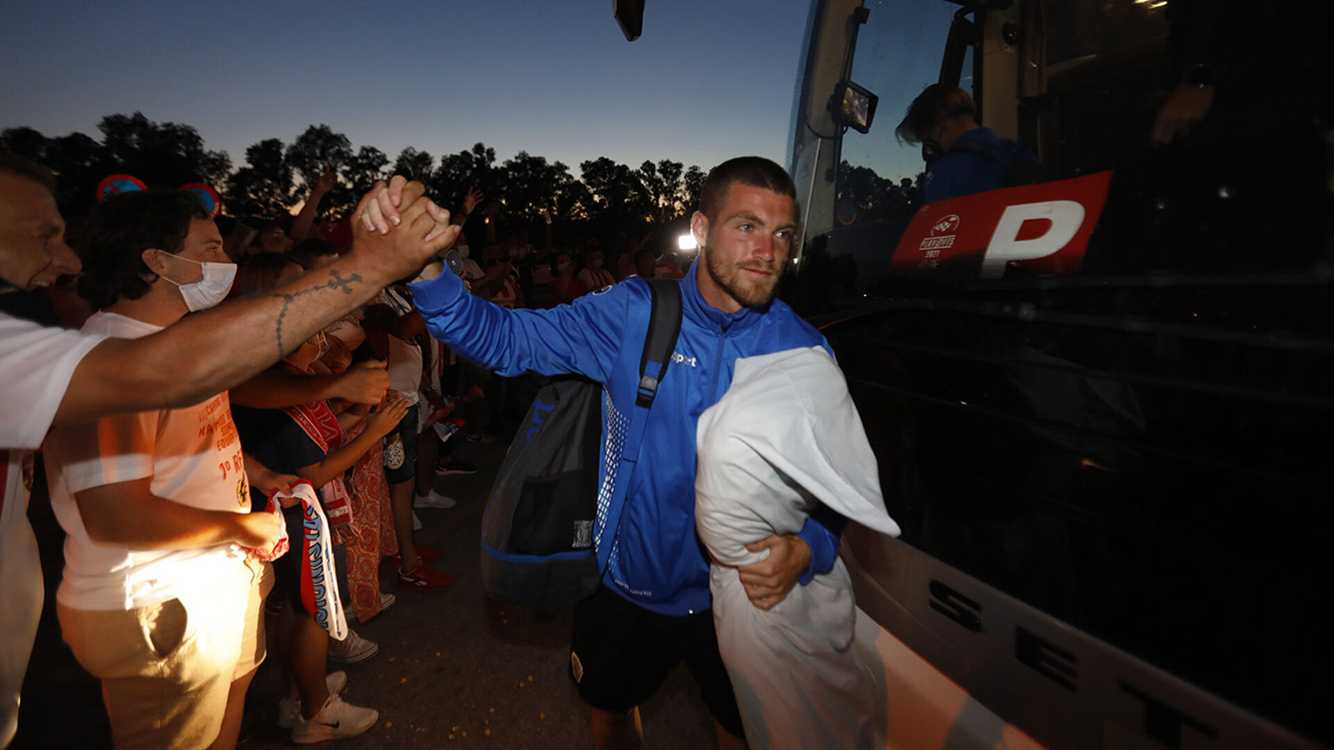 Las fotos de la llegada de los jugadores del Algeciras CF