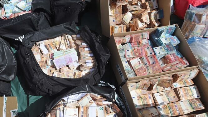 Parte de los 16,5 millones de euros en efectivo incautados a los narcos en la Operación Jumita.