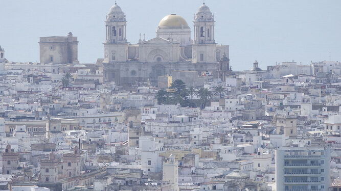 Vista general del casco histórico de Cádiz.
