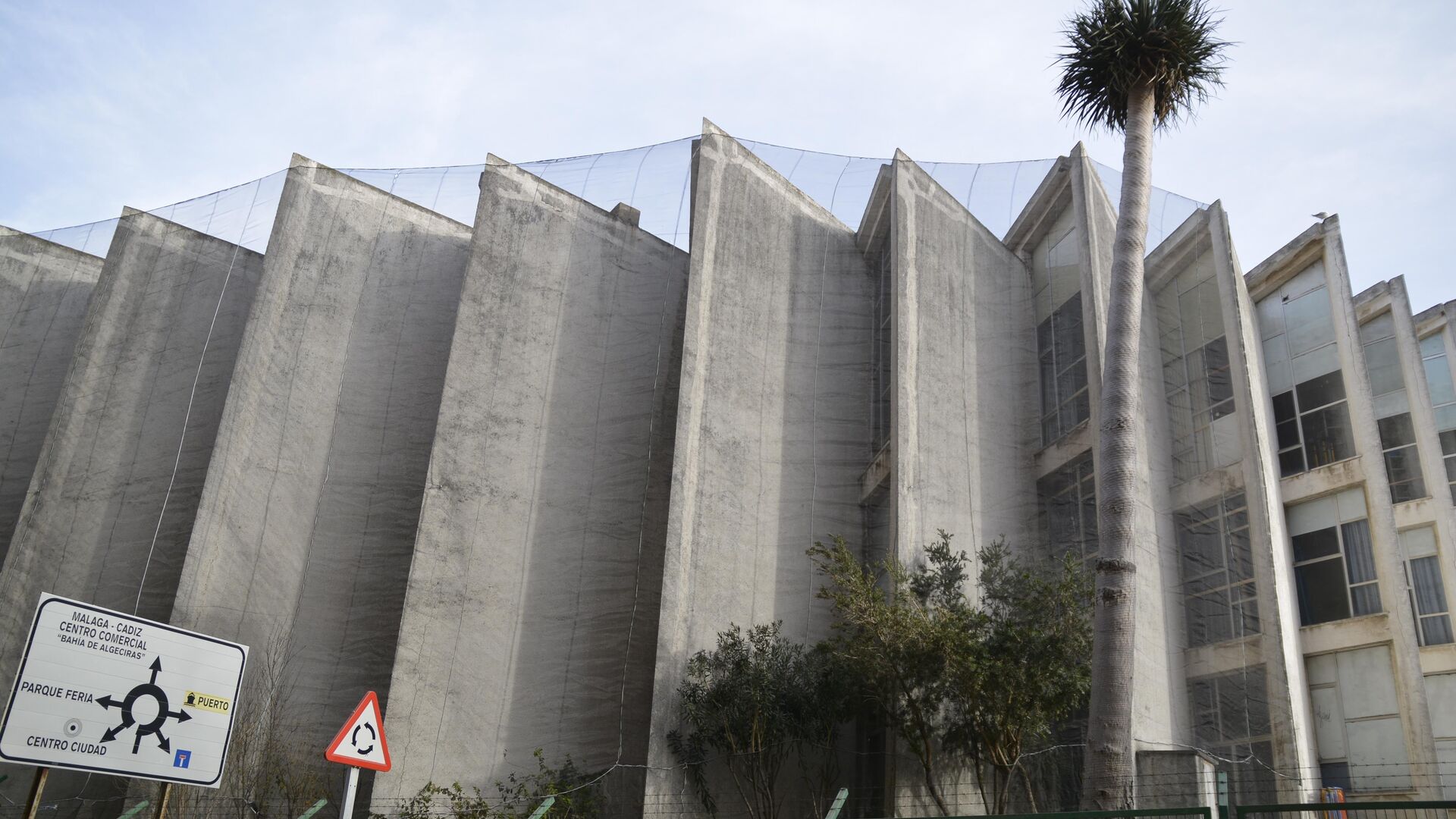 Inauguraci&oacute;n, decadencia y resurgir del edificio de la Escuela de Arte de Algeciras