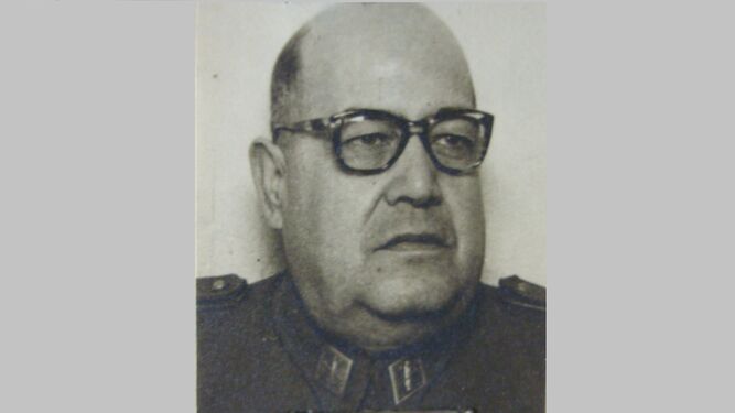 Antonio Casablanca Romero, siendo capitán de la Guardia Civil en 1953.